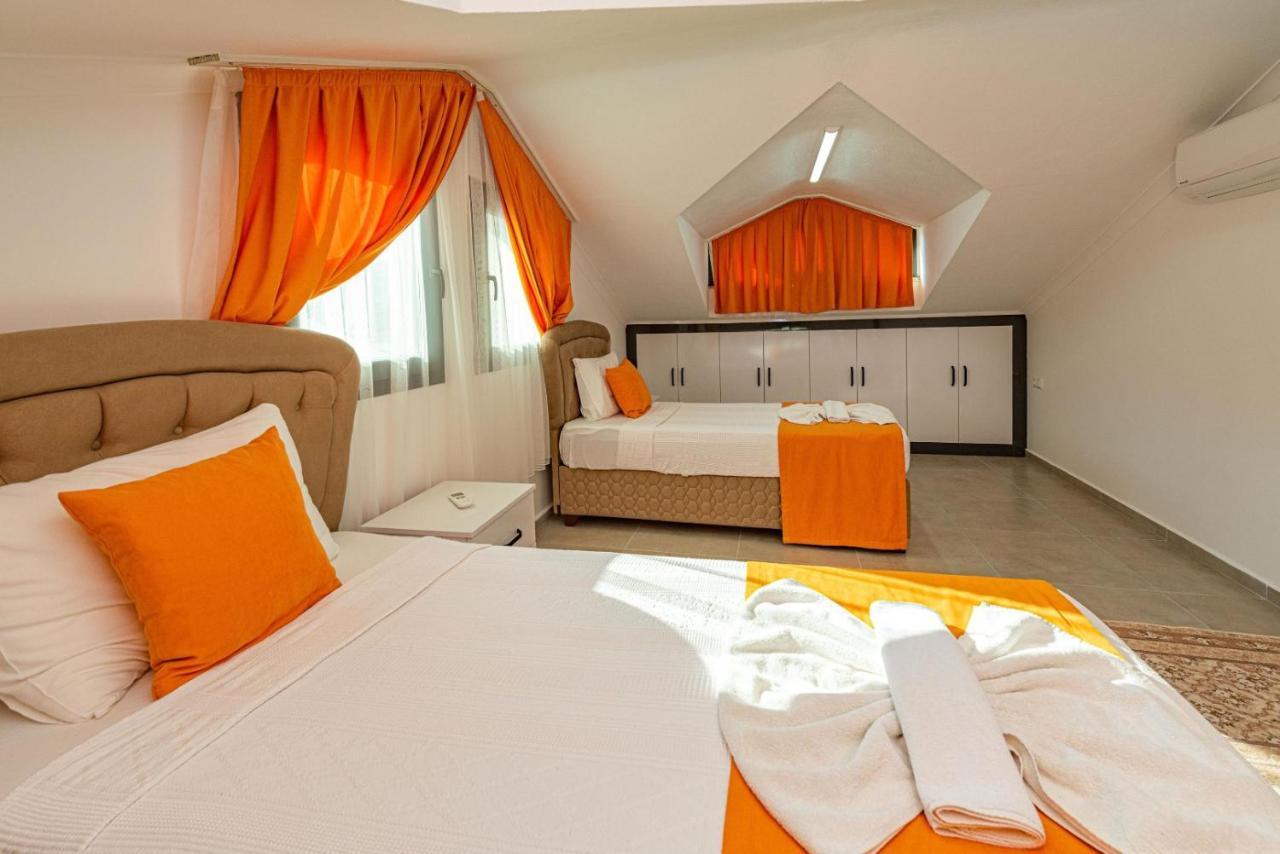 4 Bedroom Holiday Villa In Hisaroenue Oeluedeniz- Gold Rose Fethiye Exterior photo