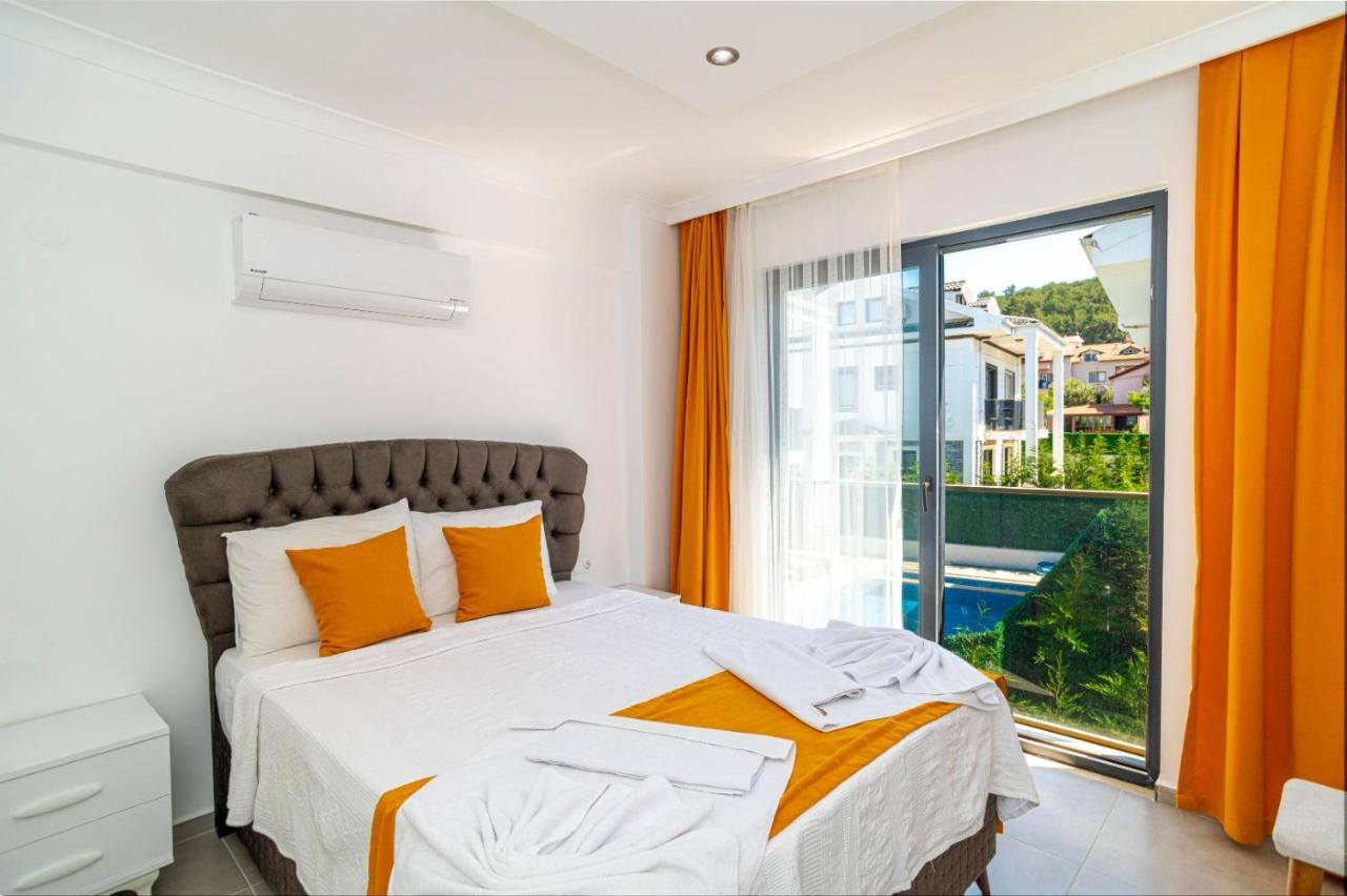 4 Bedroom Holiday Villa In Hisaroenue Oeluedeniz- Gold Rose Fethiye Exterior photo